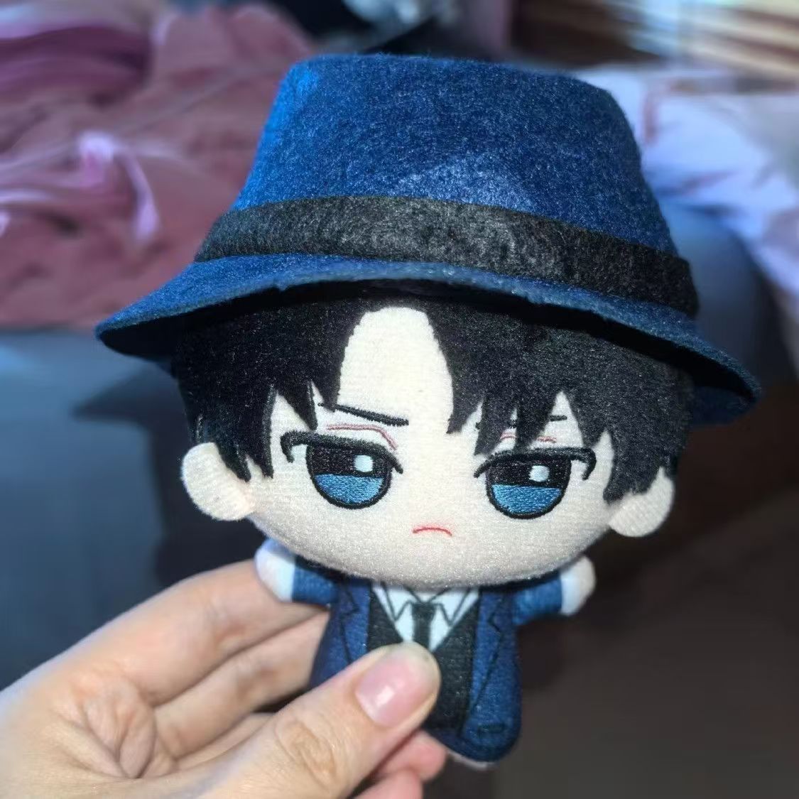 10 cm Levi Ackerman Plushie An - Cosplay Plushie Prop recensie en prijs